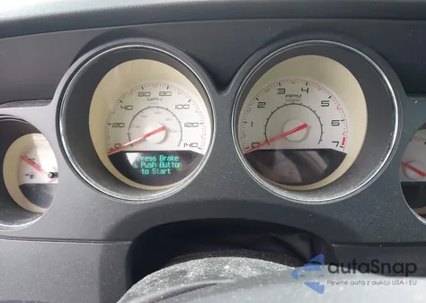 2013 Dodge Challenger Sxt z USA, uszkodzony, nr VIN 2C3CDYAG5DH569539